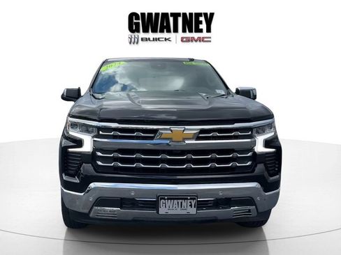 Used 2024 Chevrolet Silverado 1500 LTZ AWD/4WD image 8