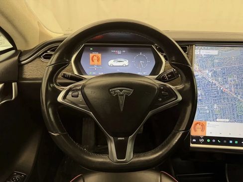 Used 2013 Tesla Model S Performance RWD image 11