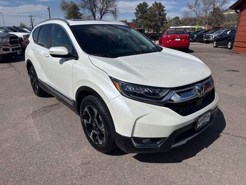 Used 2018 Honda CR-V Touring image 1