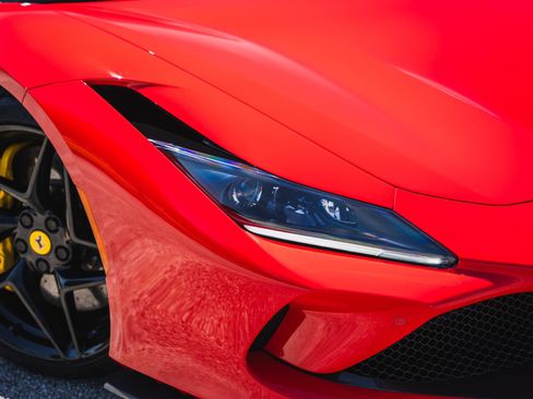 Used 2021 Ferrari F8 Tributo RWD image 36