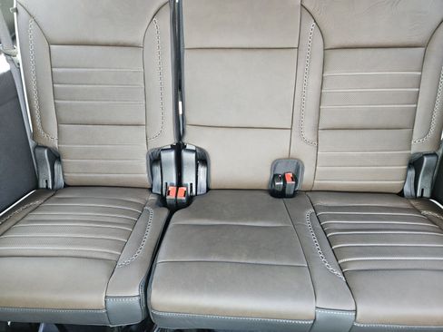 New 2026 GMC Yukon XL Denali Ultimate AWD/4WD image 21