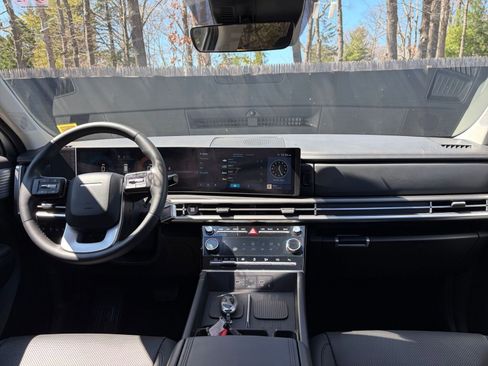 Used 2025 Hyundai Santa Fe SEL image 35