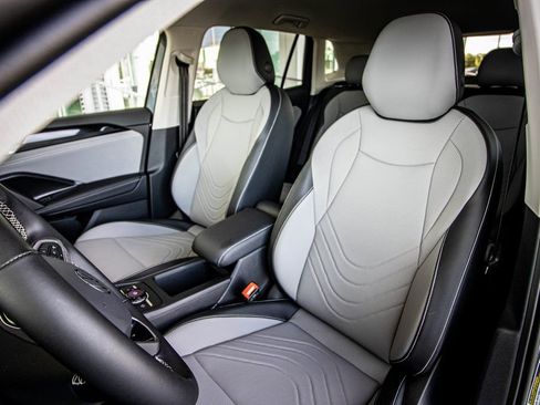 New 2026 Volkswagen Tiguan SE image 27