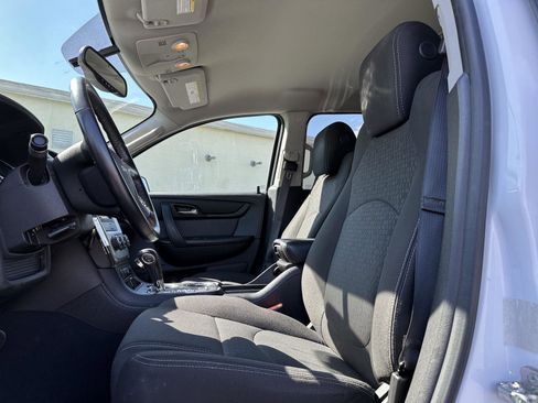 Used 2016 GMC Acadia SLE AWD/4WD image 11
