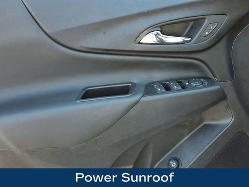 Used 2022 Chevrolet Equinox LT image 16