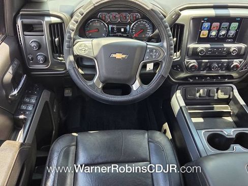 Used 2018 Chevrolet Silverado 1500 LTZ Z71 AWD/4WD image 7