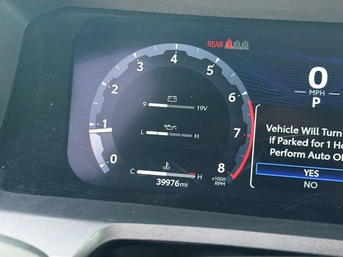 Used 2024 Toyota Tacoma TRD Off-Road image 38