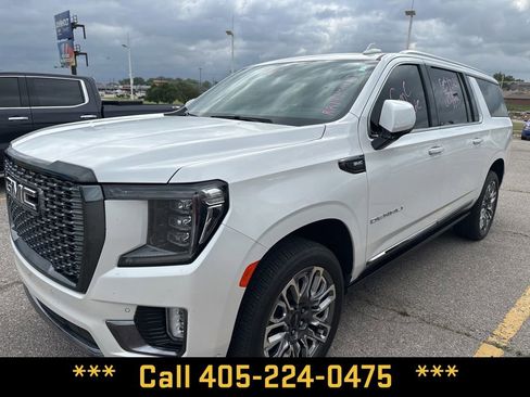 Used 2024 GMC Yukon XL Denali Ultimate AWD/4WD image 2