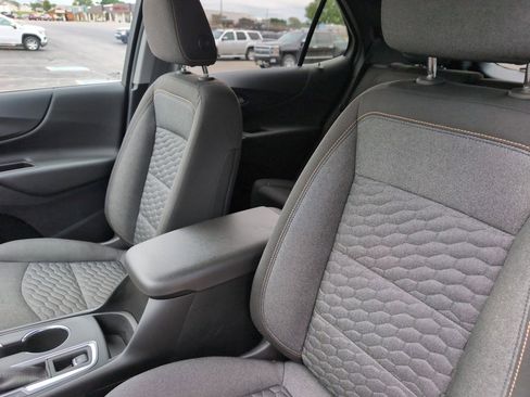 Used 2019 Chevrolet Equinox LT image 14