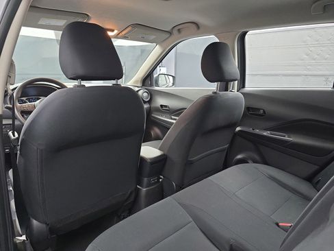 Used 2023 Nissan Kicks S w/ Interior Electronics Package FWD image 34