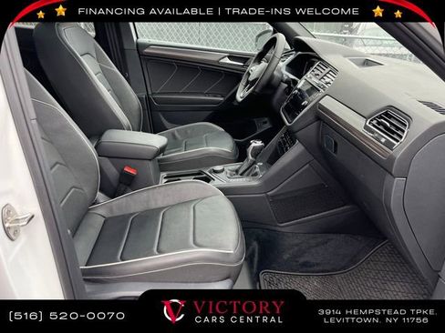 Used 2022 Volkswagen Tiguan SEL R-Line image 20