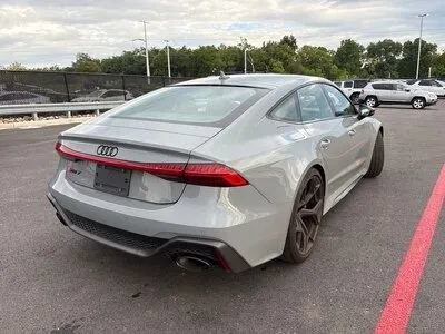 Used 2025 Audi RS 7 Performance AWD/4WD image 6