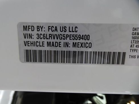 Used 2023 RAM ProMaster 2500 image 17