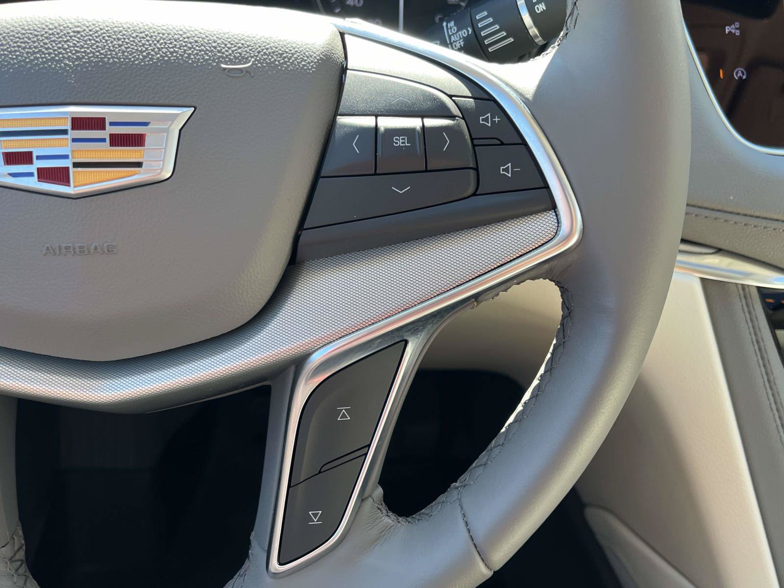 Used 2024 Cadillac XT5 Premium Luxury w/ Technology Package FWD image 24