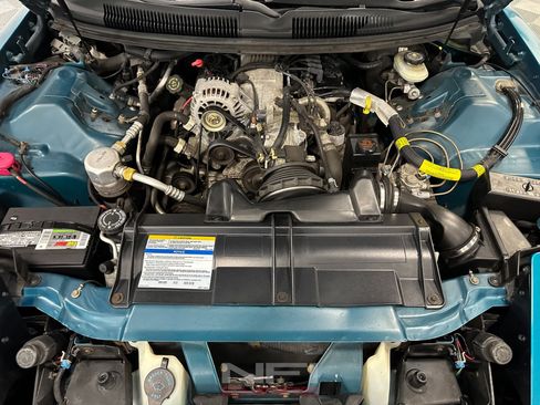 Used 1996 Pontiac Firebird Convertible RWD image 40