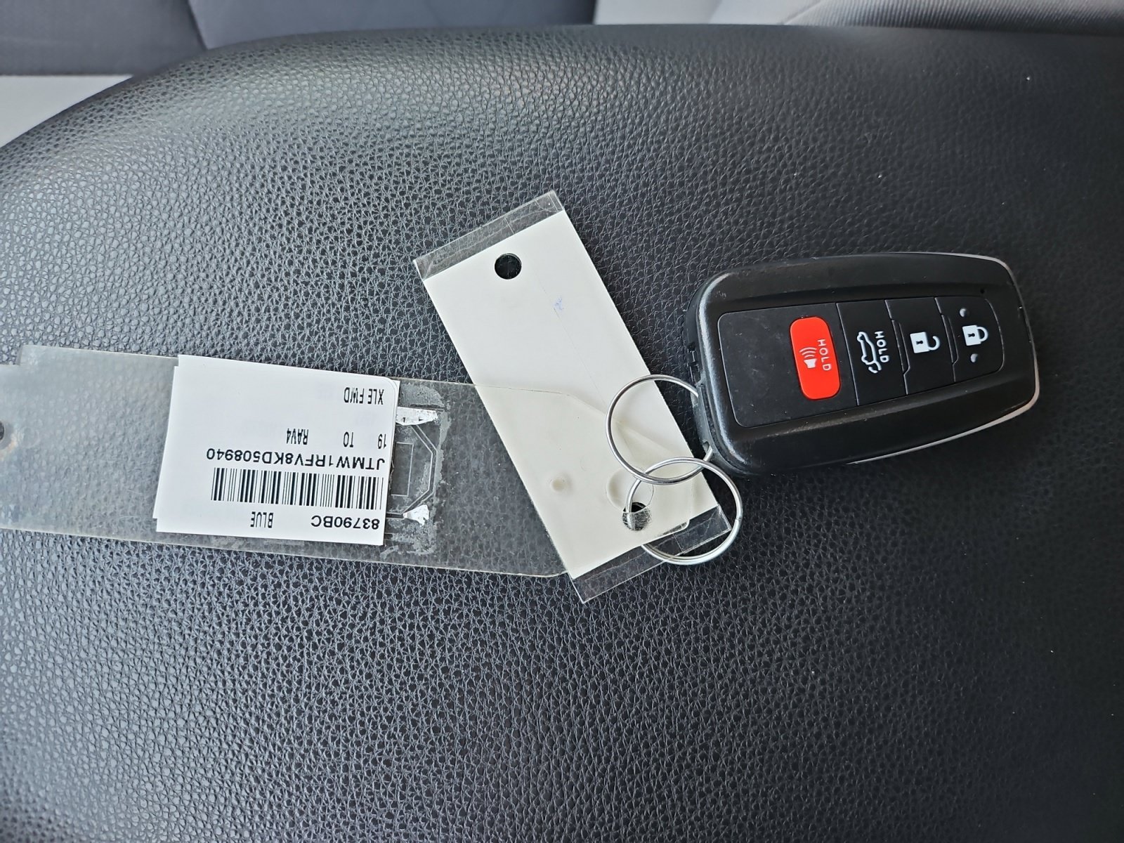 Used 2019 Toyota RAV4 XLE w/ Convenience Package FWD image 19