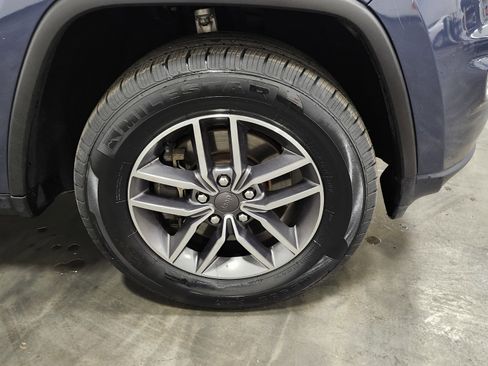 Used 2021 Jeep Grand Cherokee Limited w/ Premium Lighting Group image 14