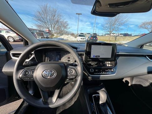 Used 2024 Toyota Corolla LE image 35