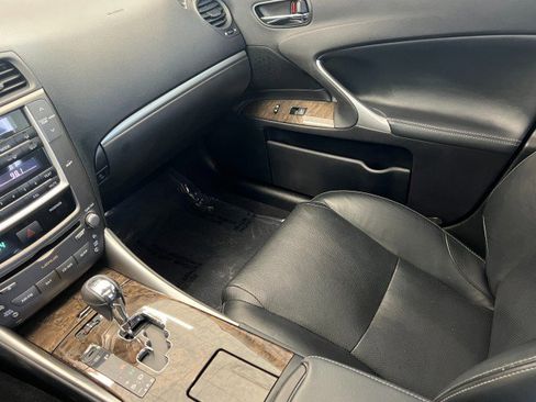 Used 2011 Lexus IS 250 AWD w/ Premium Pkg Value Edition image 21