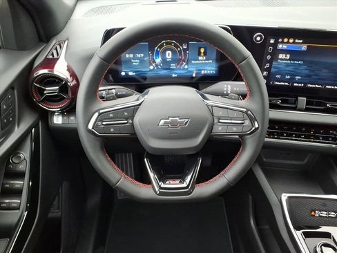 New 2026 Chevrolet Equinox RS w/ Convenience Package III FWD image 23