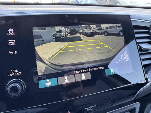 Used 2022 Honda Pilot Touring image 23