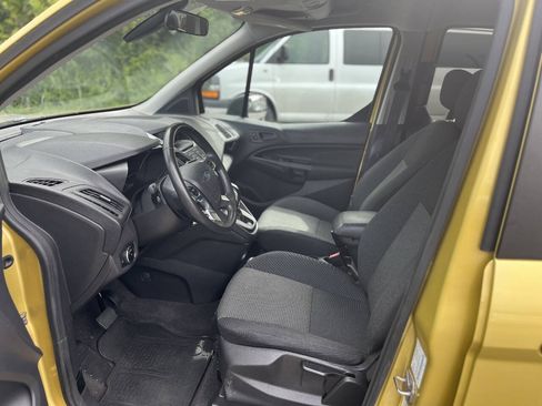 Used 2018 Ford Transit Connect XL FWD image 9