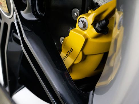 Used 2020 Porsche Taycan image 85