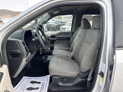 Used 2017 Ford F150 XLT image 10