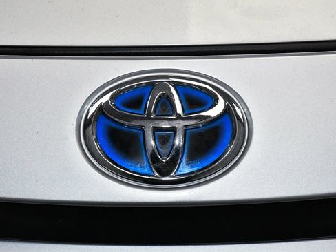Used 2023 Toyota Corolla SE AWD/4WD image 65