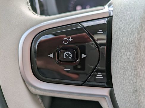 New 2026 Volvo XC60 B5 Ultra w/ Protection Package Premier image 25