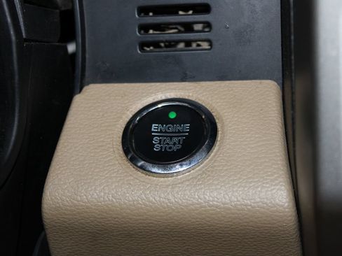 Used 2019 Ford F250 Lariat w/ Lariat Ultimate Package AWD/4WD image 53