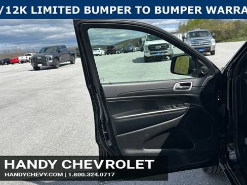 Used 2021 Jeep Grand Cherokee Laredo X AWD/4WD image 11