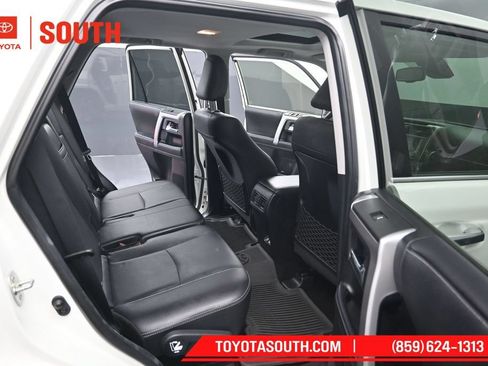 Used 2023 Toyota 4Runner Limited AWD/4WD image 31
