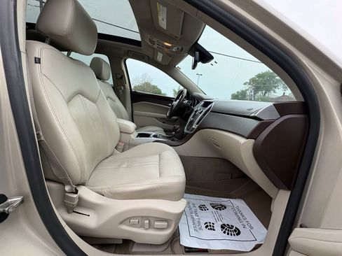 Used 2011 Cadillac SRX Luxury FWD image 27