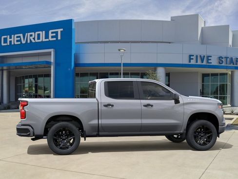 New 2026 Chevrolet Silverado 1500 Custom RWD image 4