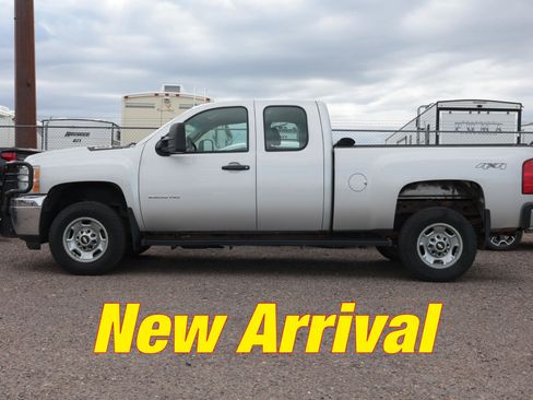Used 2011 Chevrolet Silverado 2500 W/T AWD/4WD image 1
