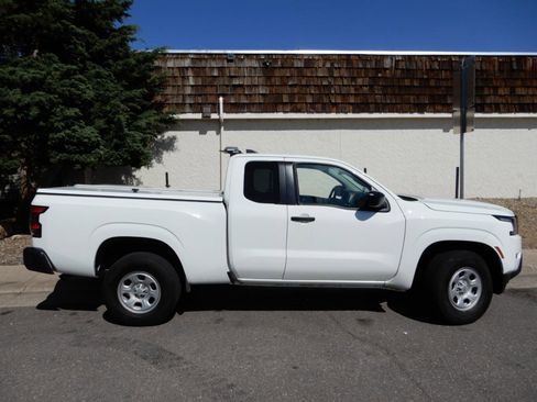 Used 2024 Nissan Frontier S w/ Technology Package AWD/4WD image 4
