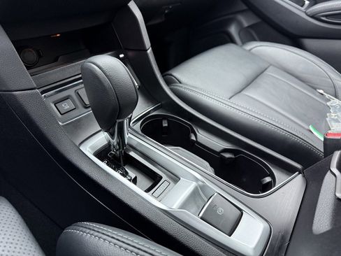 Used 2023 Subaru Ascent Limited w/ Technology Package image 32