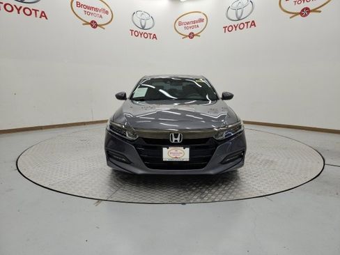 Used 2019 Honda Accord Sport image 4