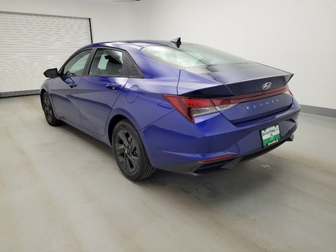 Used 2023 Hyundai Elantra SEL image 5