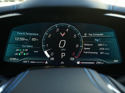 Used 2024 Chevrolet Corvette Stingray Premium Conv w/ Z51 Performance Package image 7