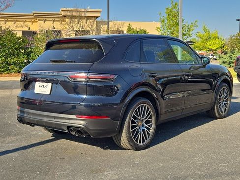 Used 2023 Porsche Cayenne Platinum Edition AWD/4WD image 10