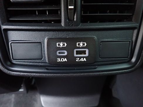 Certified 2026 Subaru Forester Premium w/ Base/Premium Package AWD/4WD image 11