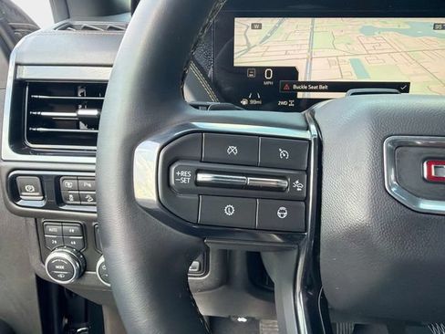 Used 2025 GMC Yukon AT4 w/ AT4 Premium Plus Package AWD/4WD image 29