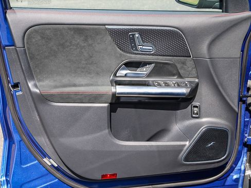 Certified 2025 Mercedes-Benz GLA 250 4MATIC image 19