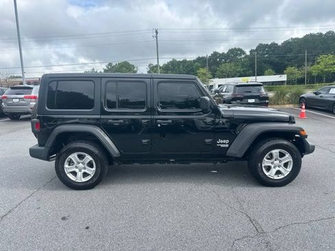 Used 2021 Jeep Wrangler Unlimited Sport AWD/4WD image 2