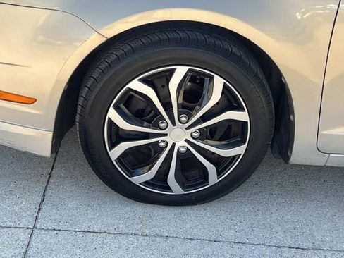 Used 2010 Ford Fusion SE image 9