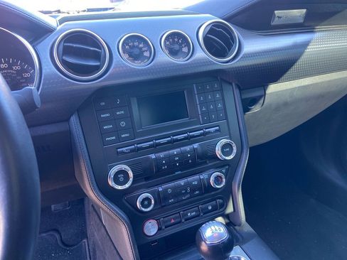 Used 2018 Ford Mustang GT w/ GT Performance Package image 21