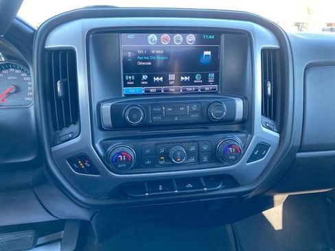 Used 2017 GMC Sierra 1500 SLE w/ SLE Value Package image 16
