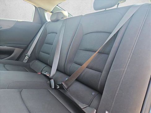 Used 2024 Chevrolet Malibu RS FWD image 17